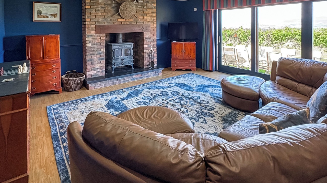 Photo of Others in Dingwall