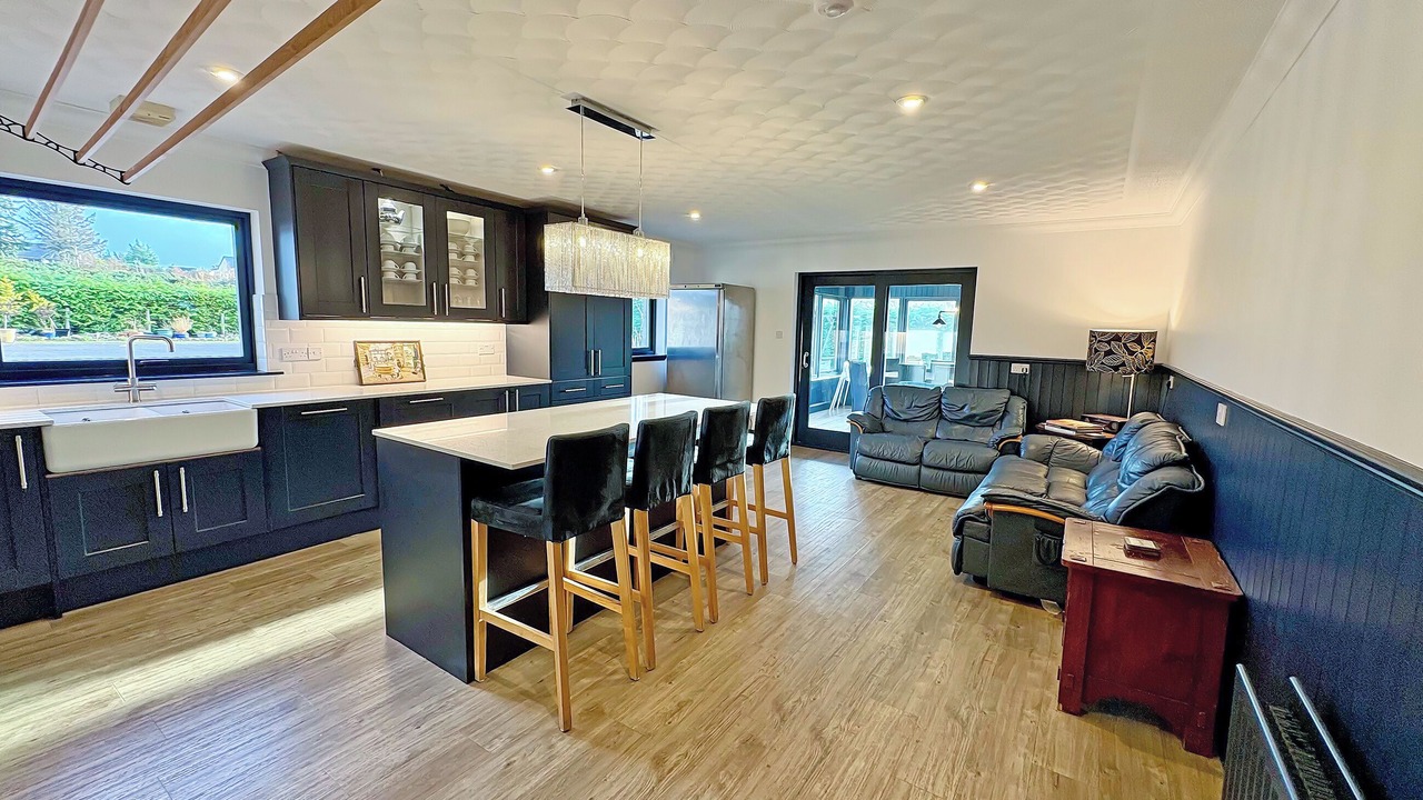 Photo of Others in Dingwall