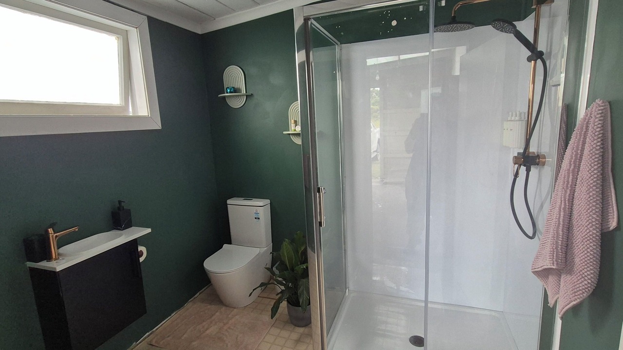 Photo of Bathroom in Te Kopuru