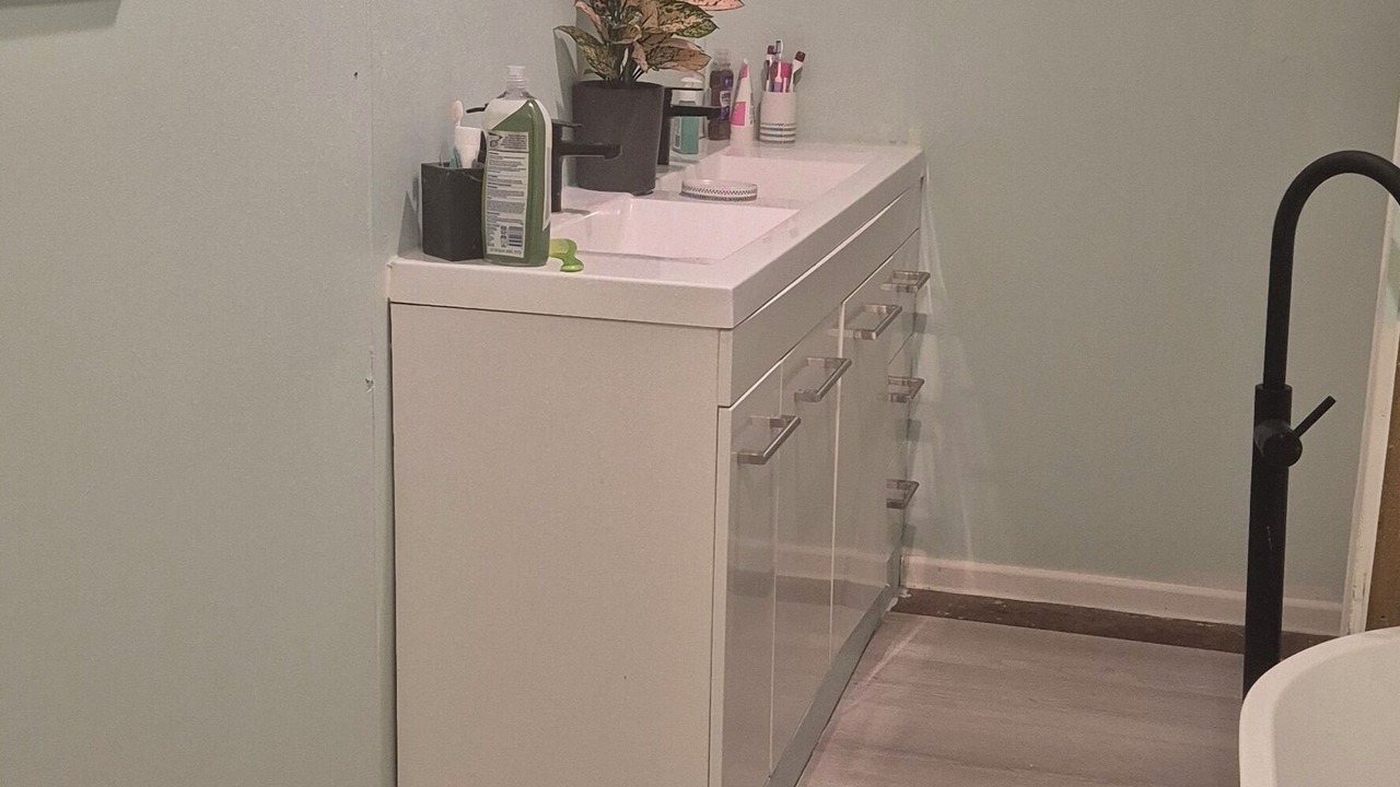 Photo of Bathroom in Te Kopuru