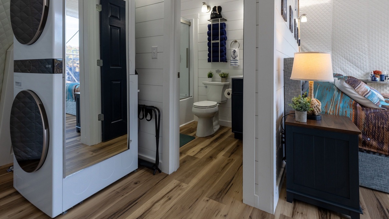 Photo of Bathroom in Almo