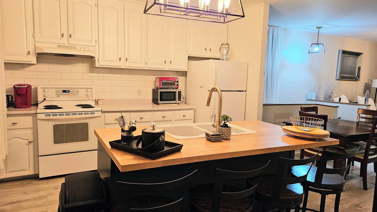 Photo of Kitchen in Deseronto