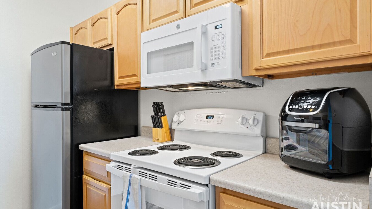 Photo of Kitchen in Village At Walnut Creek