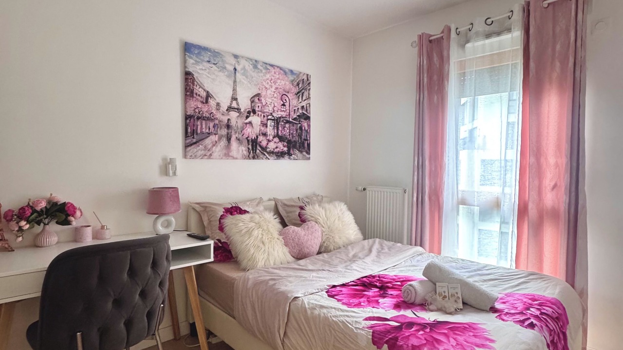 Photo of Bedroom in Parc-Nord