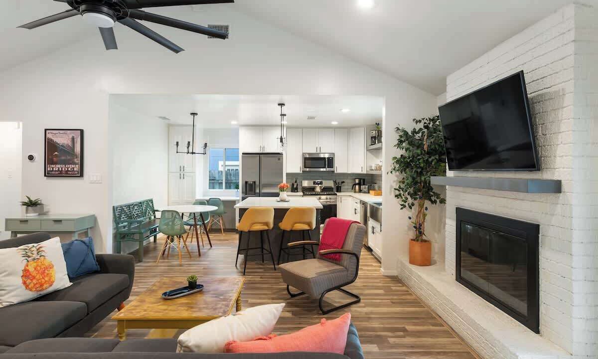 Photo of Livingroom in Austin