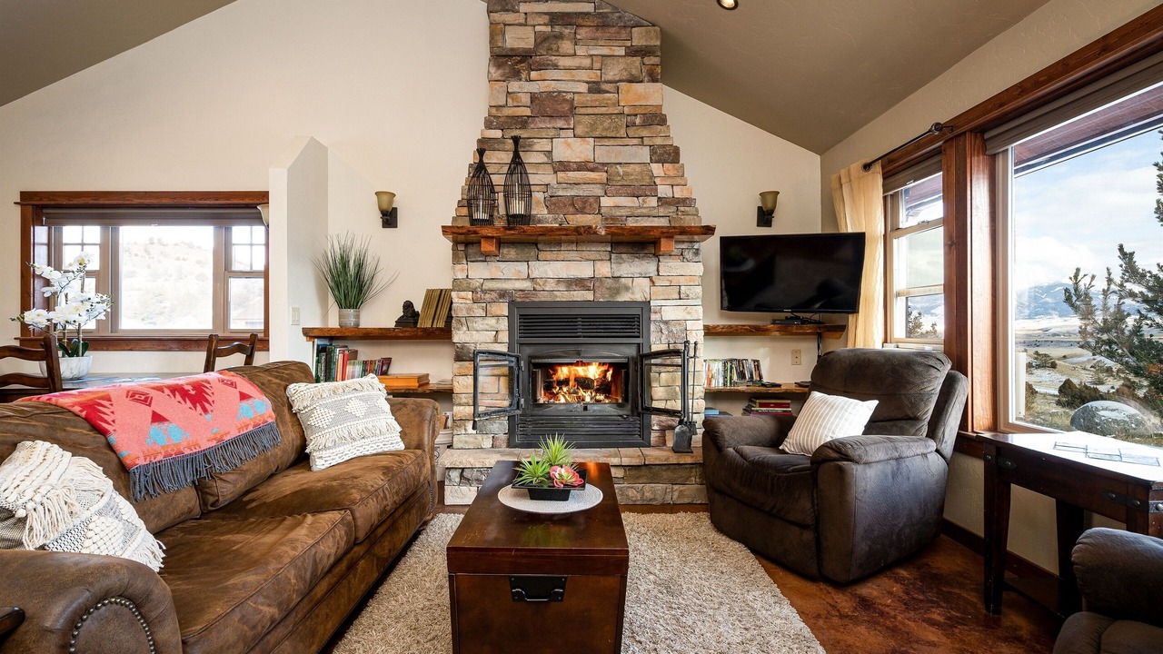 Photo of Livingroom in Emigrant