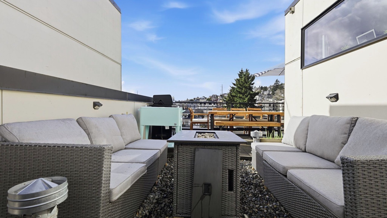 Photo of Outdoor in Lower Queen Anne