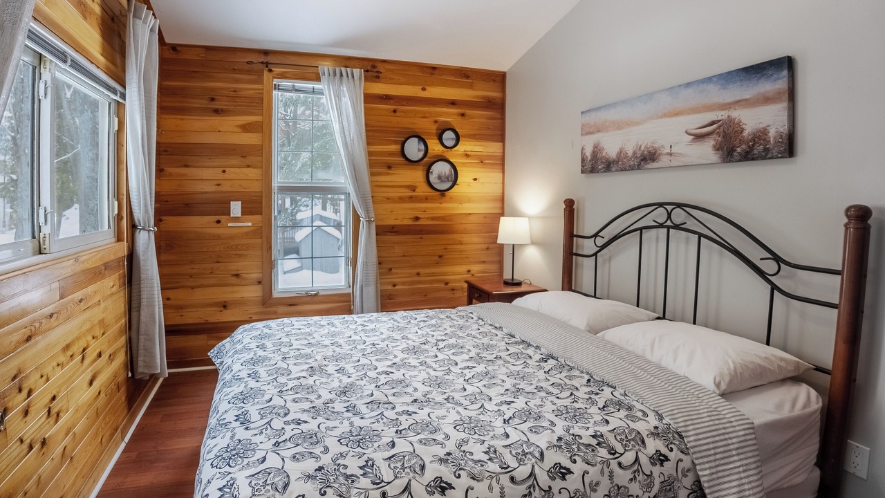 Photo of Bedroom in Arden