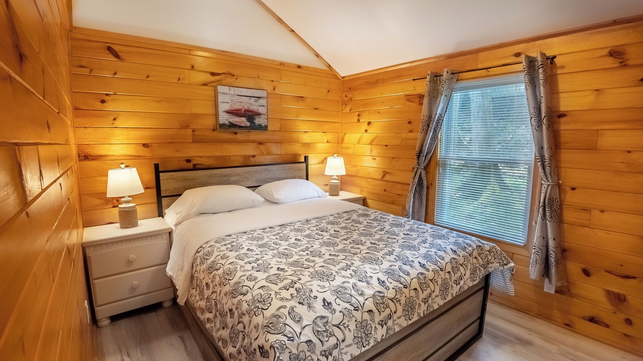 Photo of Bedroom in Arden