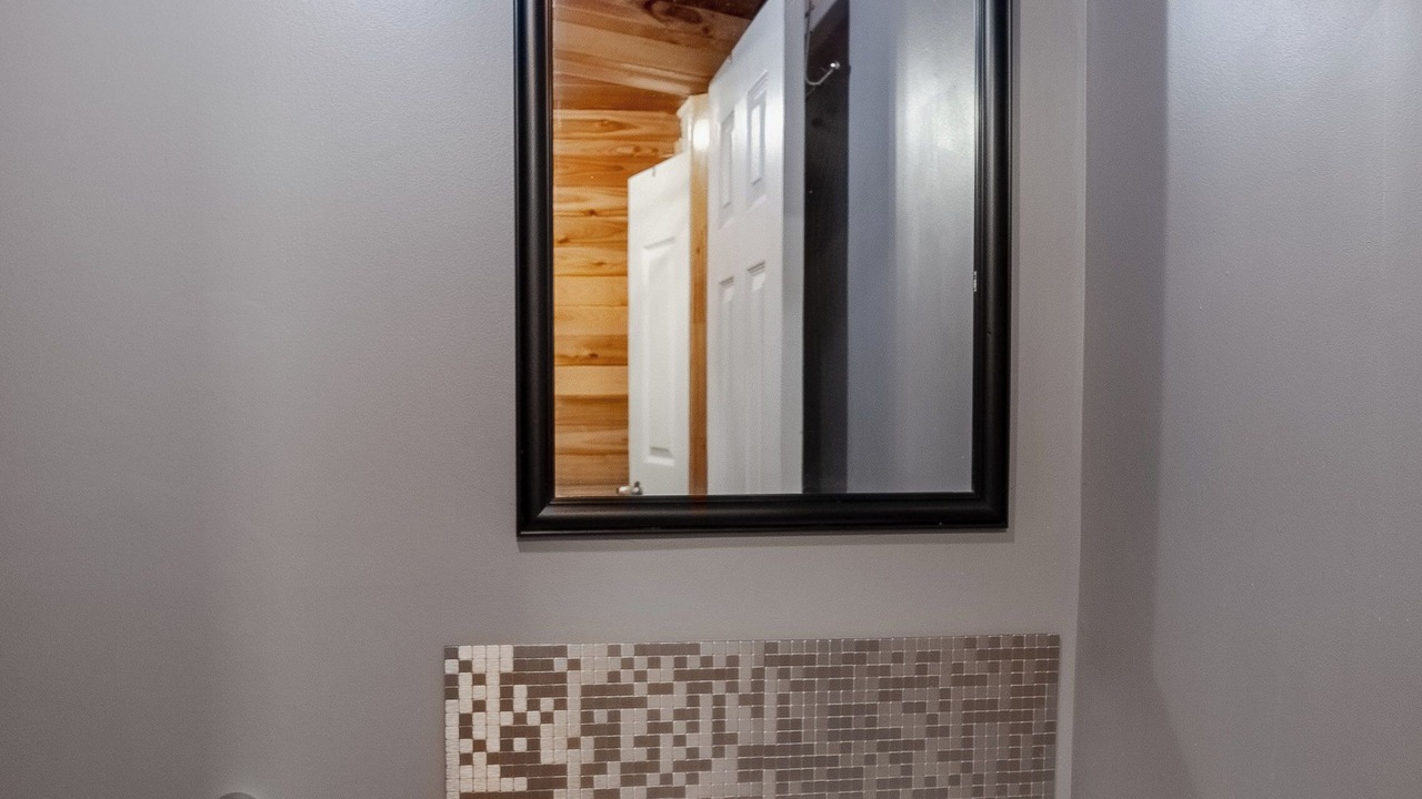 Photo of Bathroom in Arden