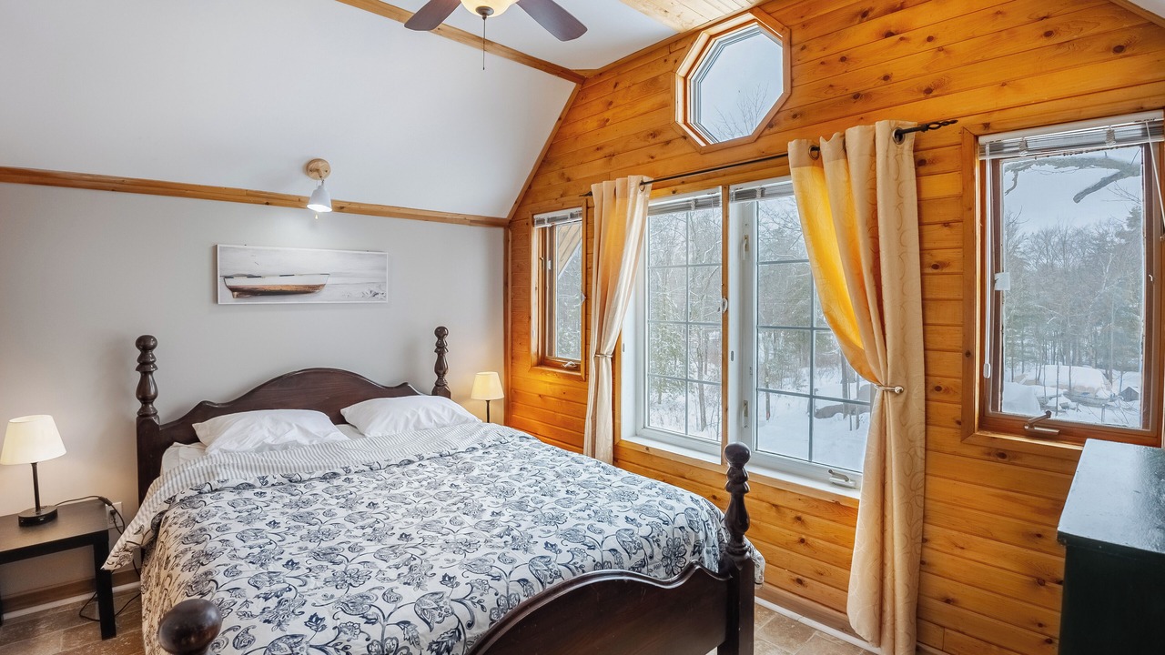 Photo of Bedroom in Arden