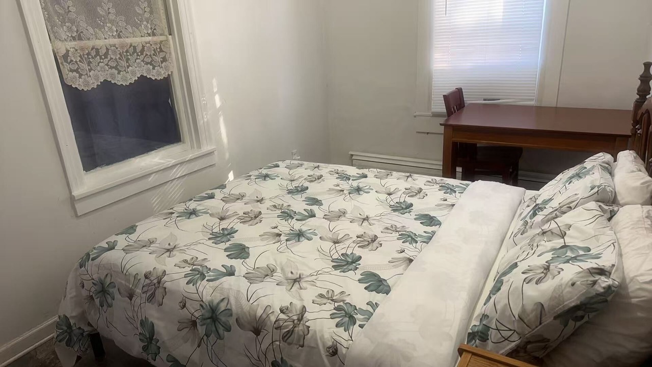 Photo of Bedroom in Springfield