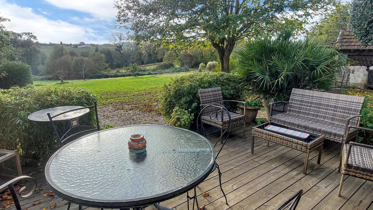 Photo of Others in Mombrier