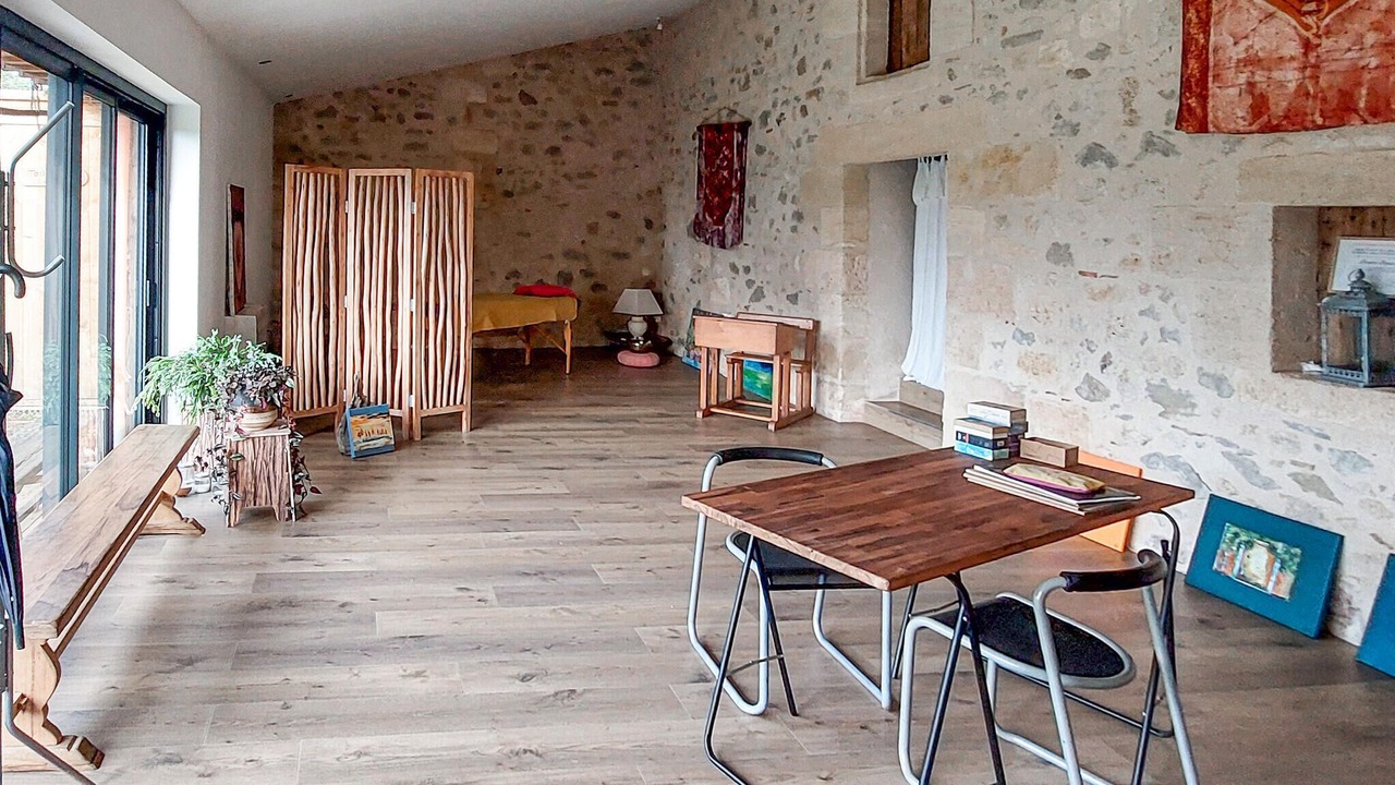 Photo of Others in Mombrier