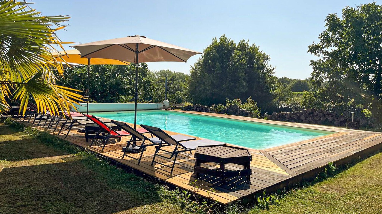 Photo of Outdoor in Mombrier