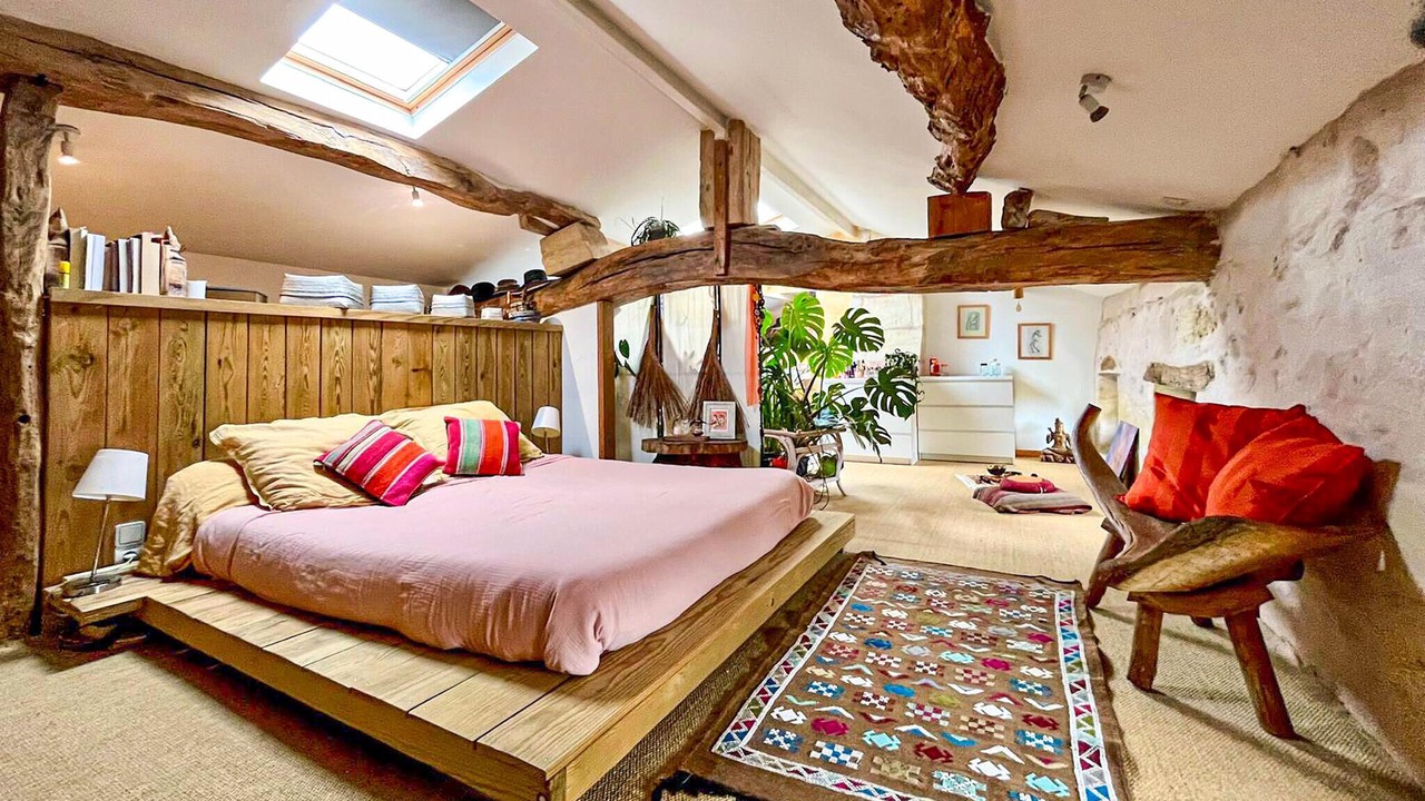 Photo of Others in Mombrier