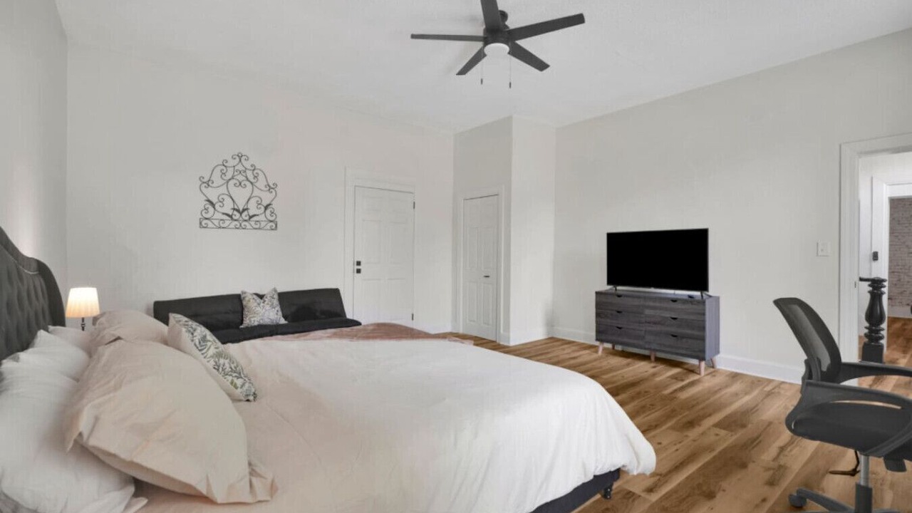 Photo of Bedroom in Mount Vernon