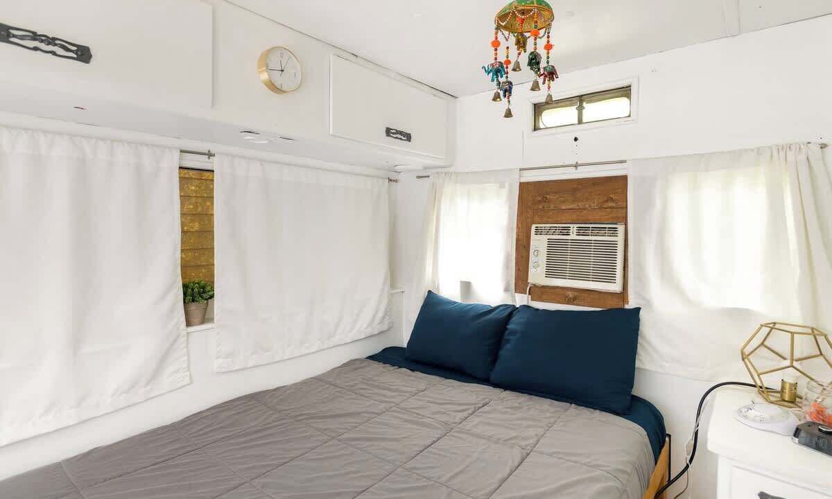Photo of Bedroom in Franklin Park