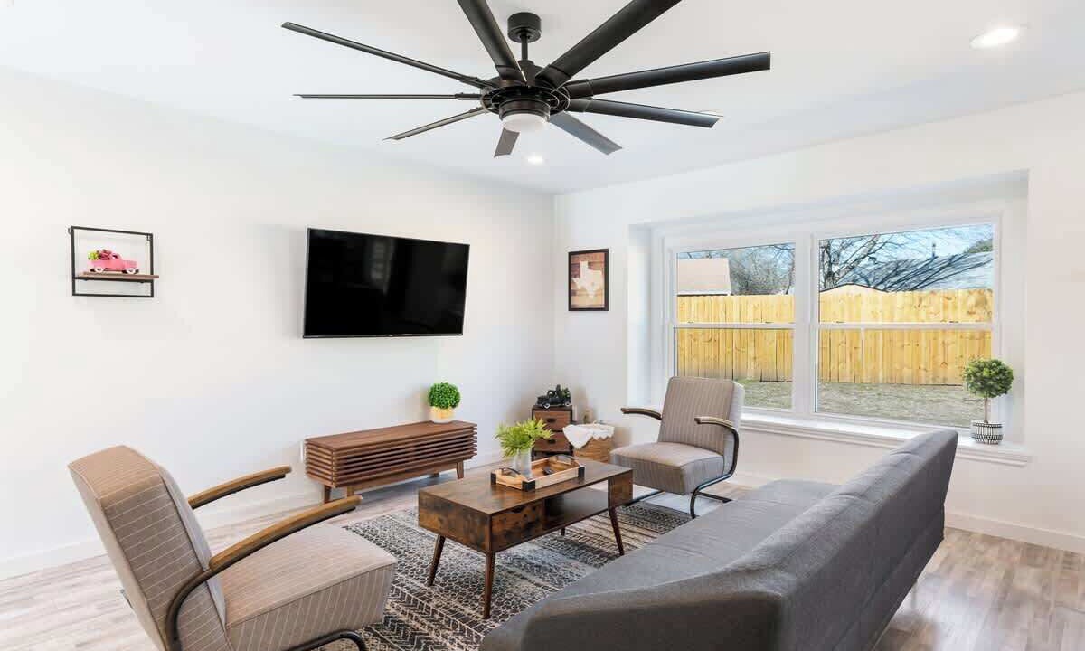 Photo of Livingroom in Franklin Park