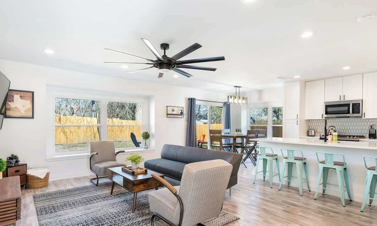Photo of Livingroom in Franklin Park