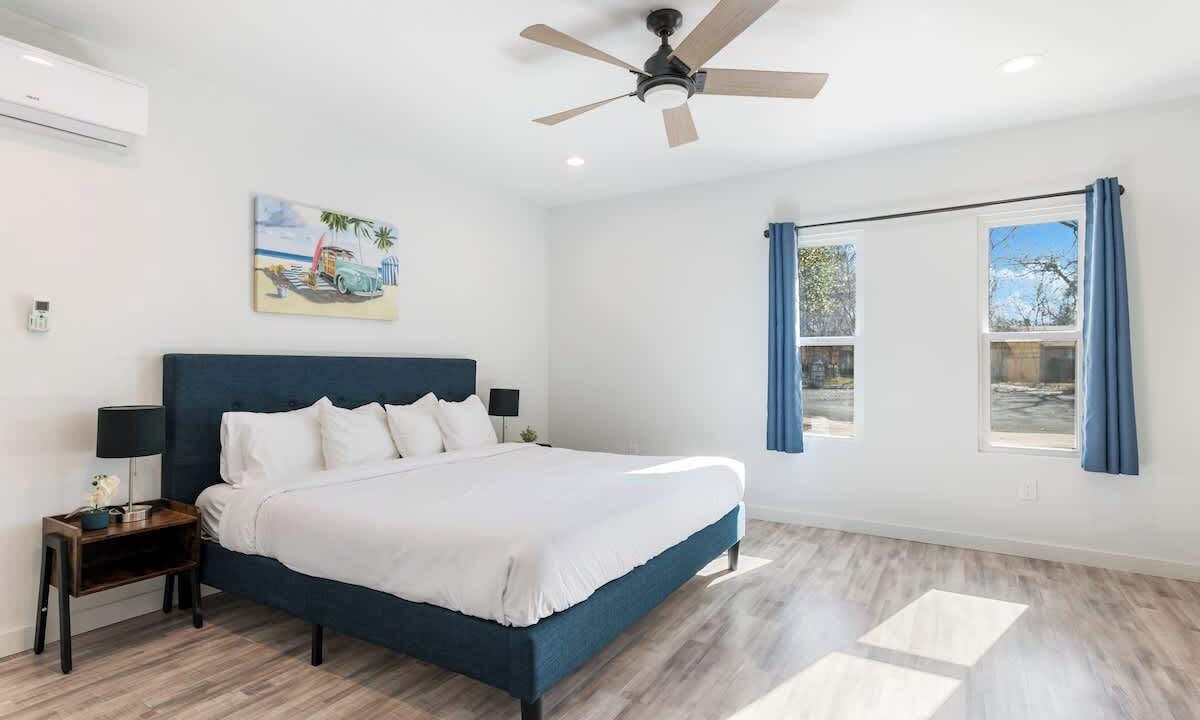 Photo of Bedroom in Franklin Park