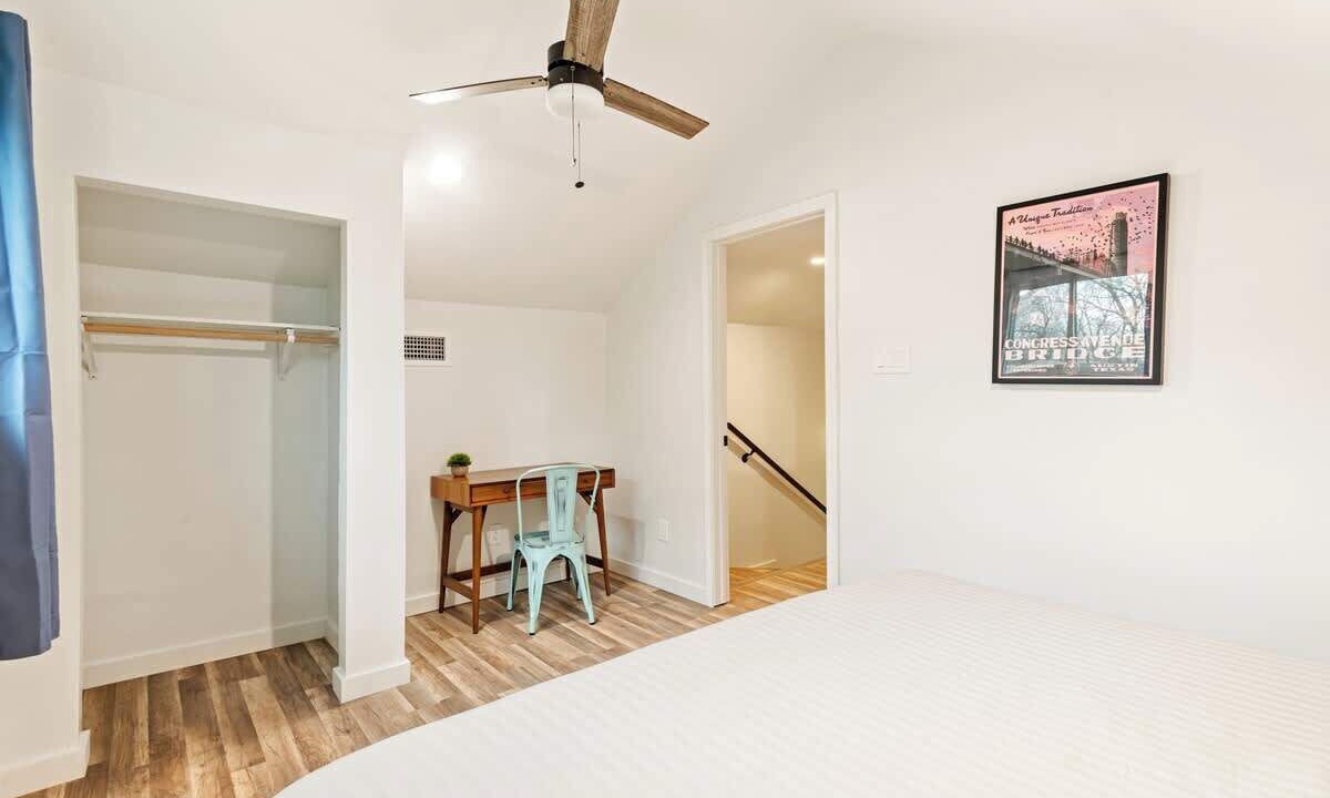 Photo of Bedroom in Franklin Park