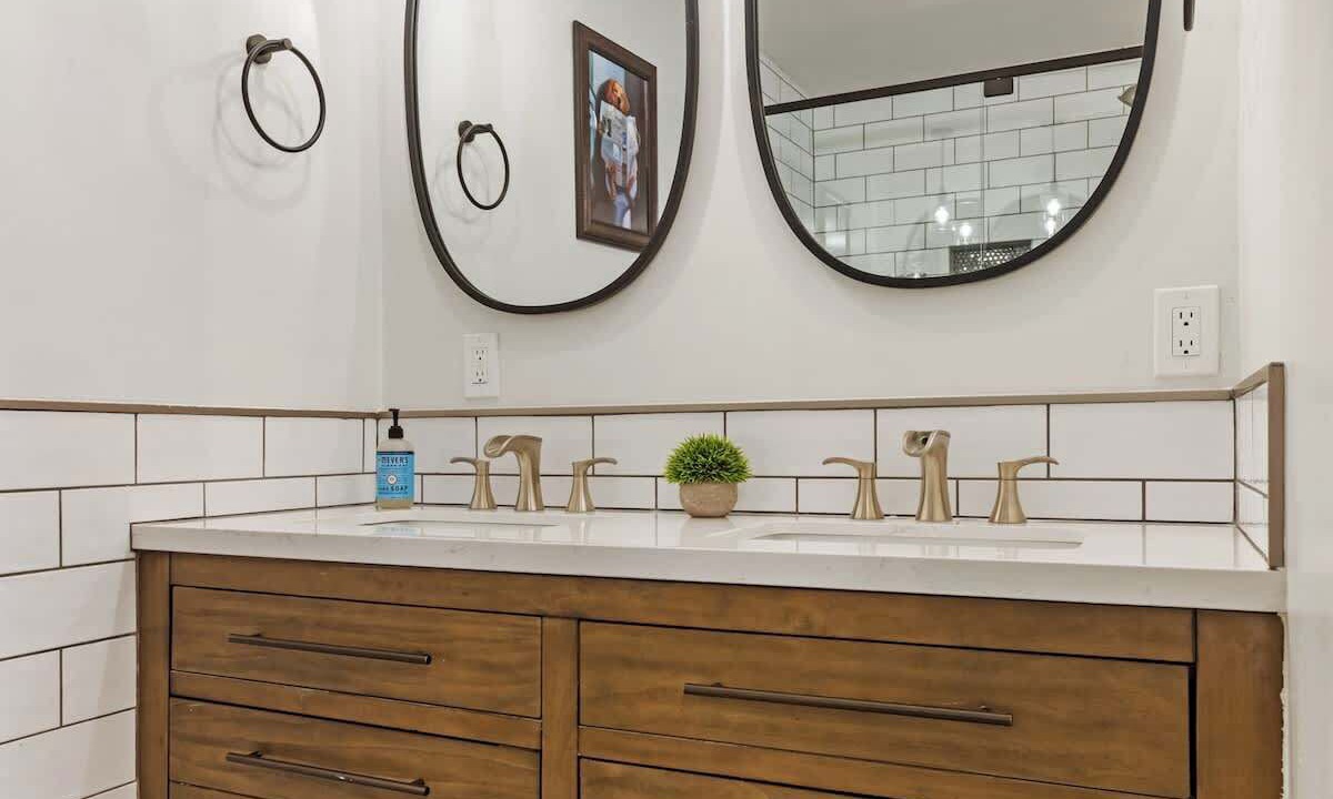 Photo of Bathroom in Franklin Park
