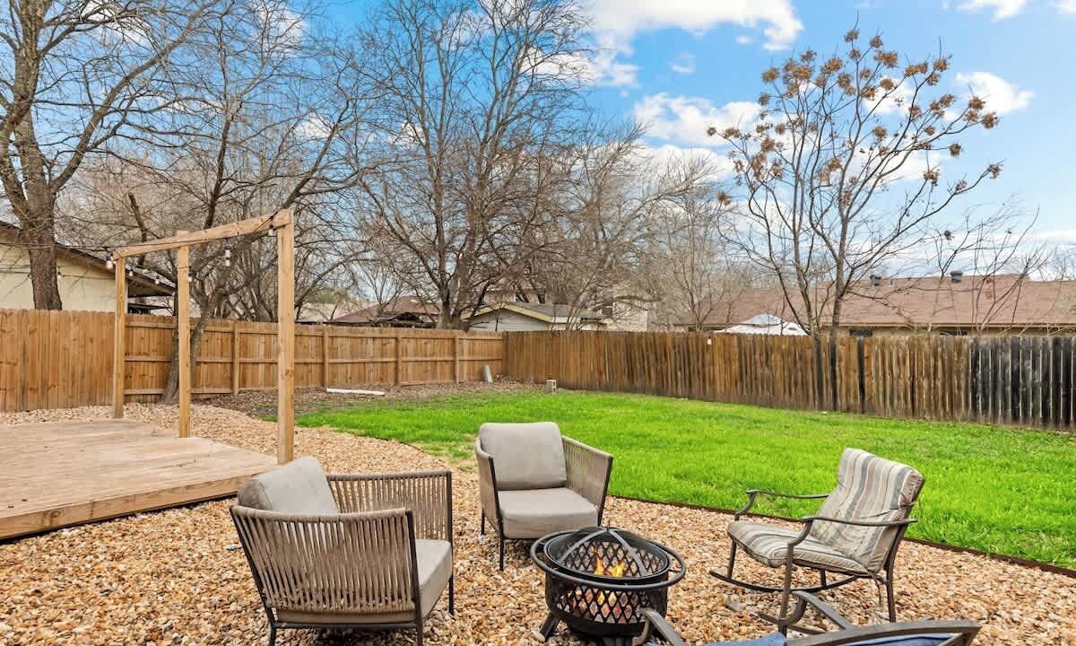 Photo of Patio Balcony in Franklin Park