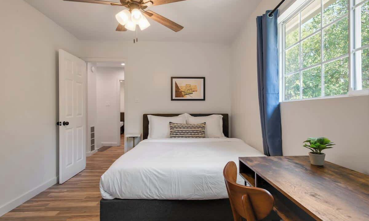 Photo of Bedroom in Franklin Park