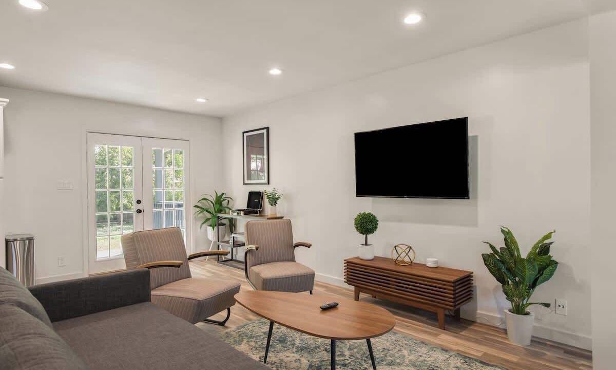 Photo of Livingroom in Franklin Park