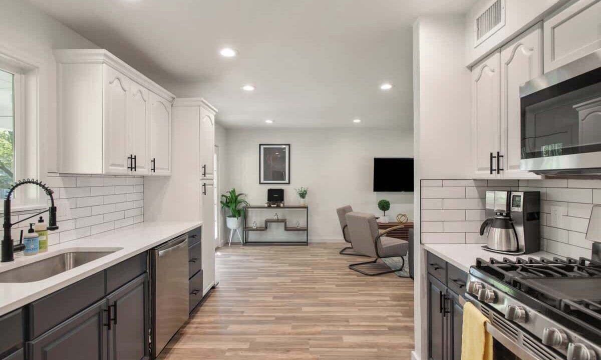 Photo of Kitchen in Franklin Park