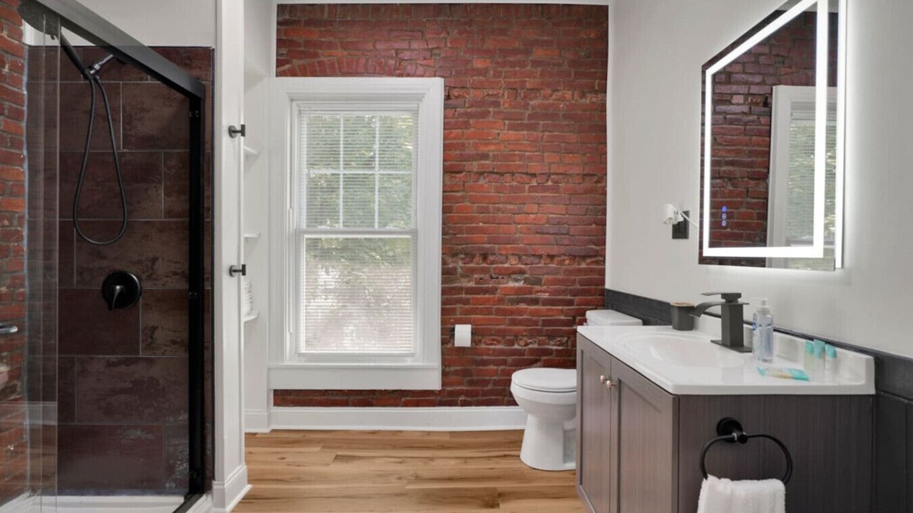 Photo of Bathroom in Mount Vernon