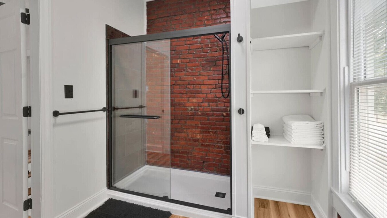 Photo of Bathroom in Mount Vernon