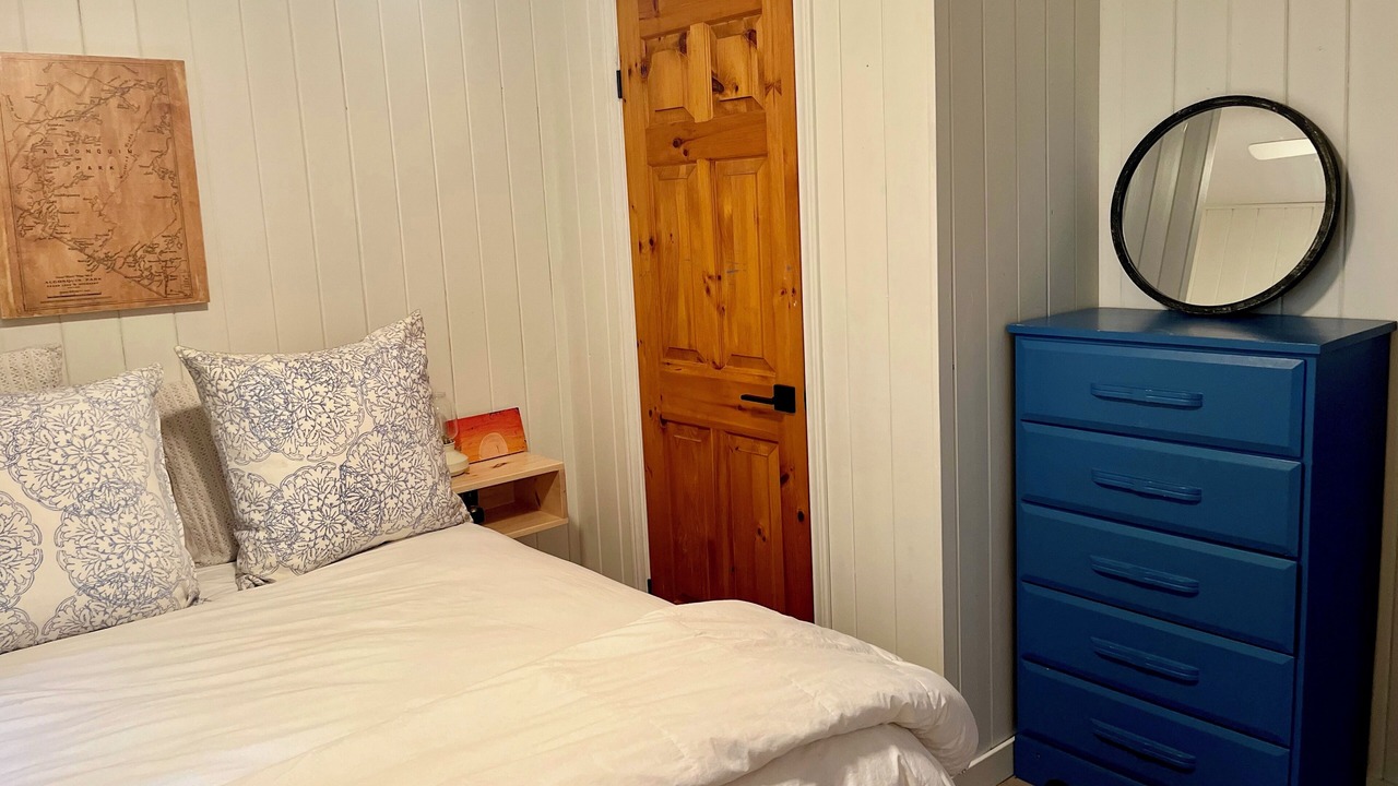 Photo of Bedroom in Utterson