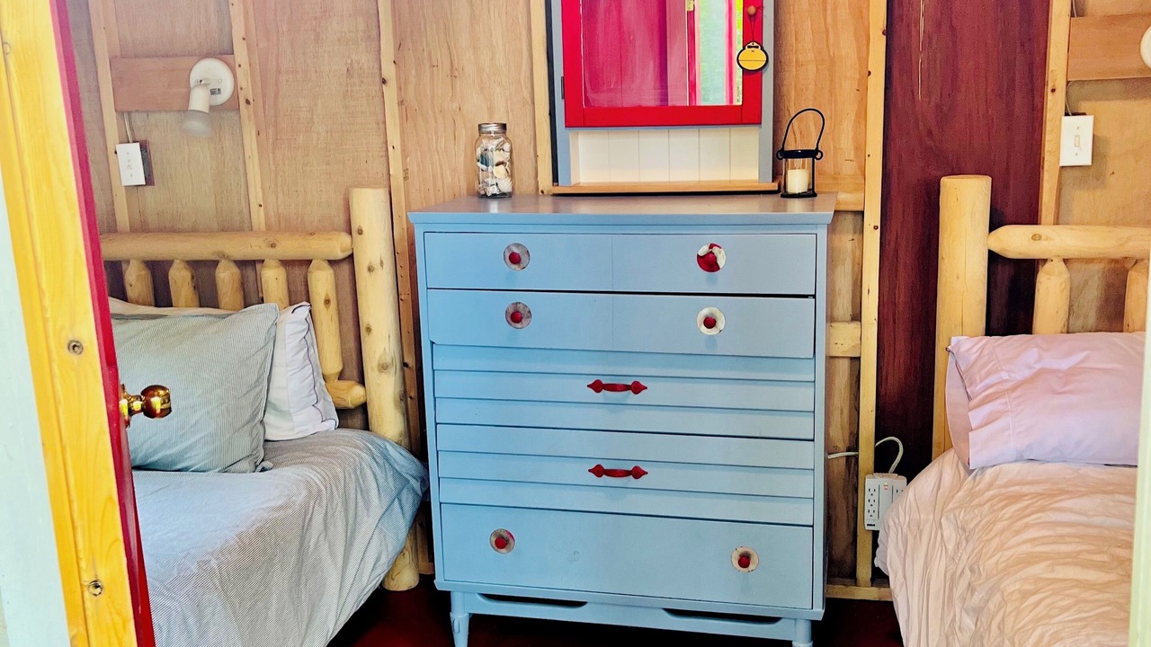 Photo of Bedroom in Utterson