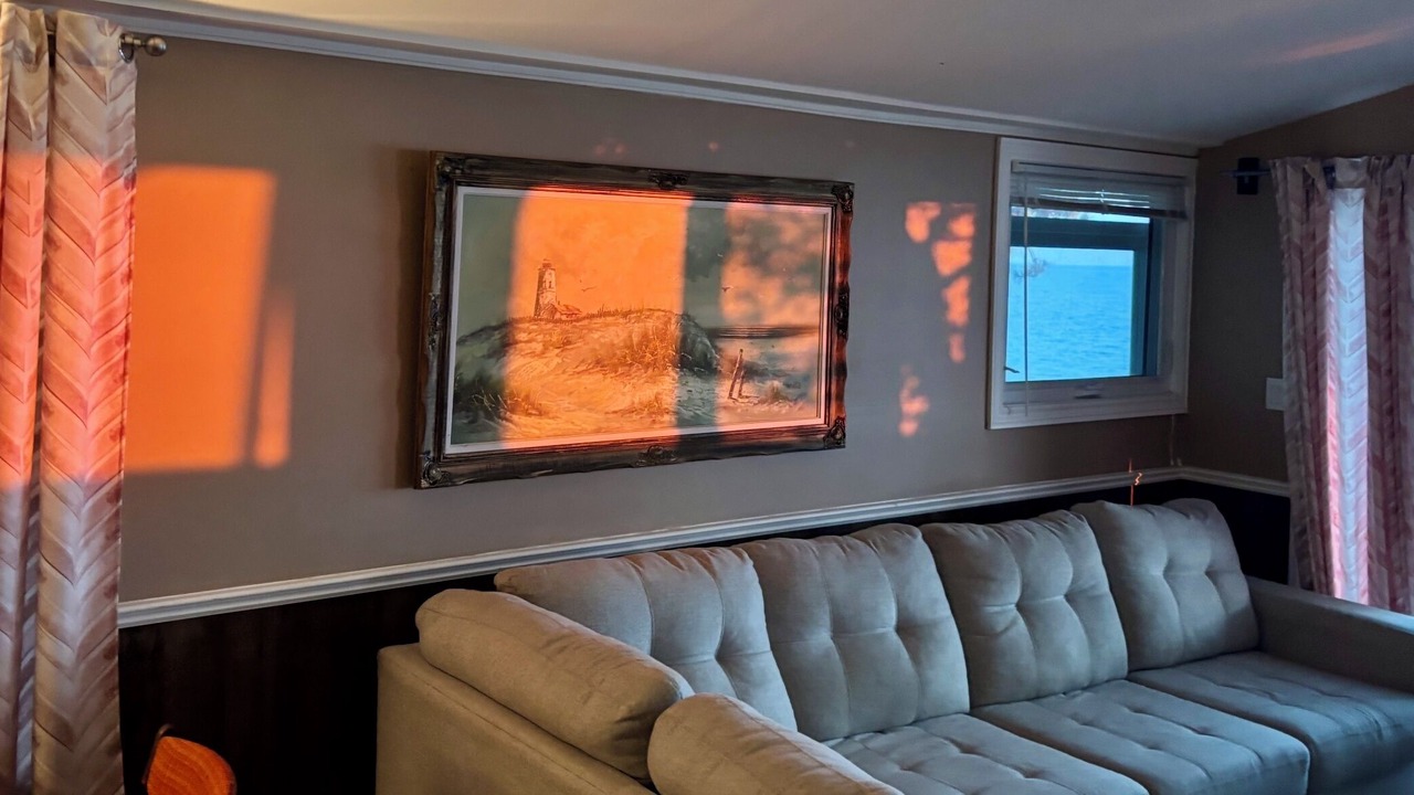 Photo of Livingroom in Lowbanks