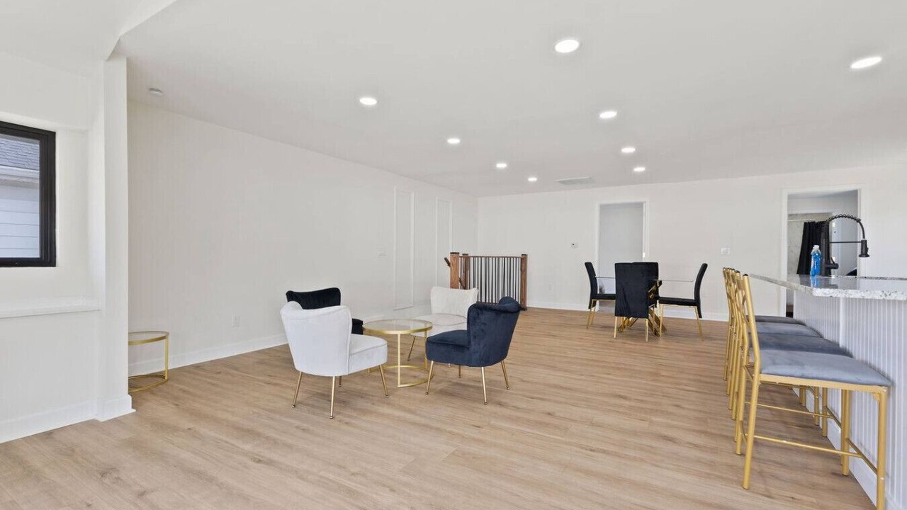 Photo of Others in Indianapolis