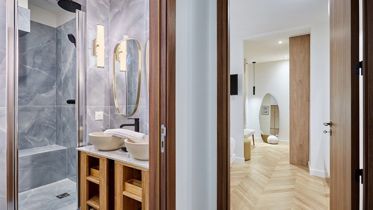 Photo of Bathroom in Quartier de la Porte-Saint-Denis