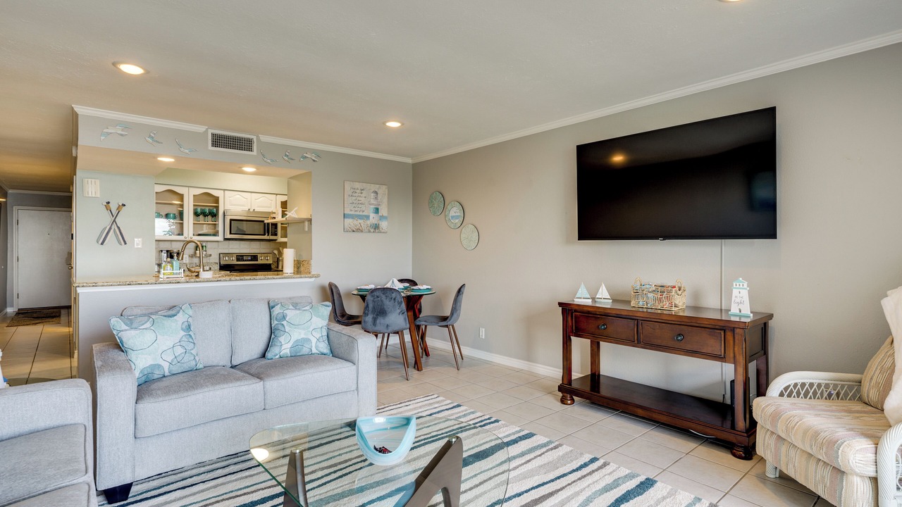 Photo of Livingroom in Walden on Lake Conroe