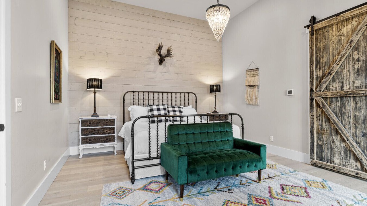 Photo of Bedroom in Eufaula