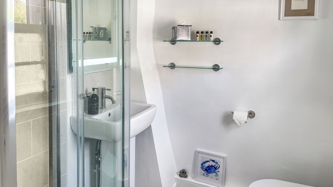 Photo of Bathroom in Eye