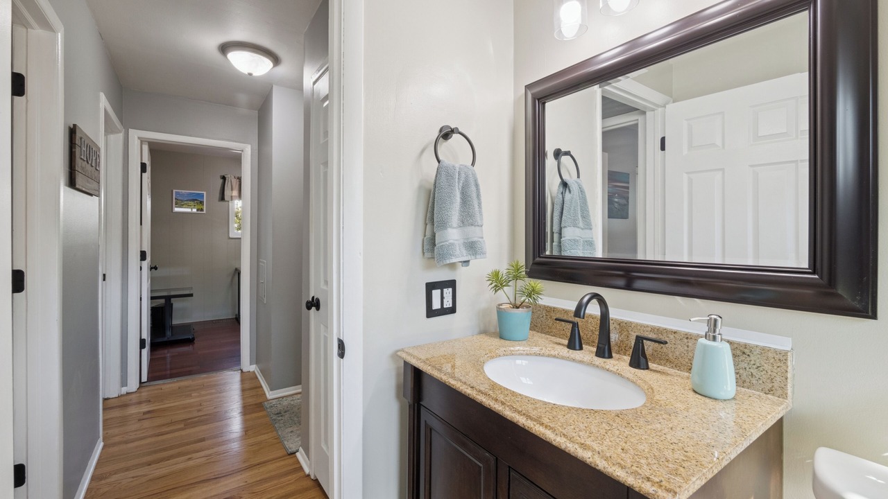 Photo of Bathroom in Warren