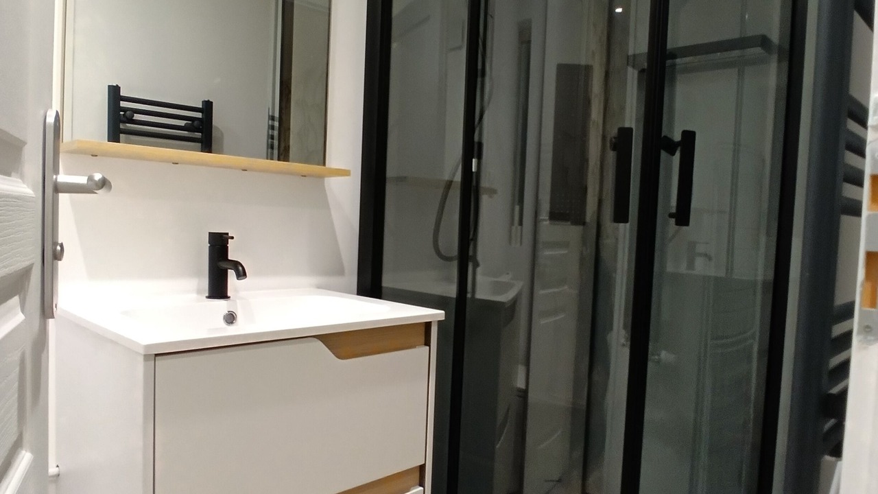 Photo of Bathroom in Pau Nord