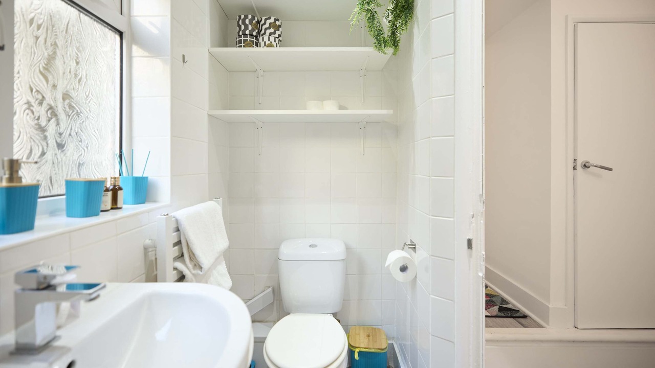 Photo of Bathroom in Tottenham Green