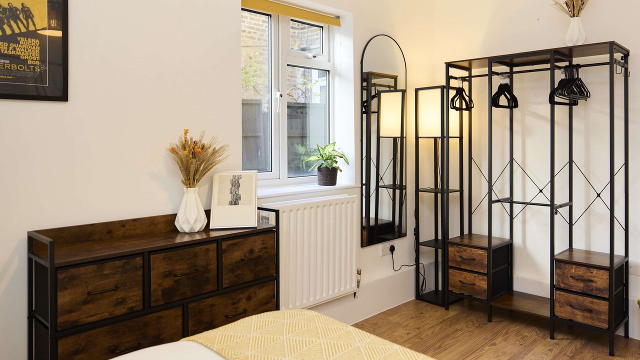 Photo of Bedroom in Tottenham Green