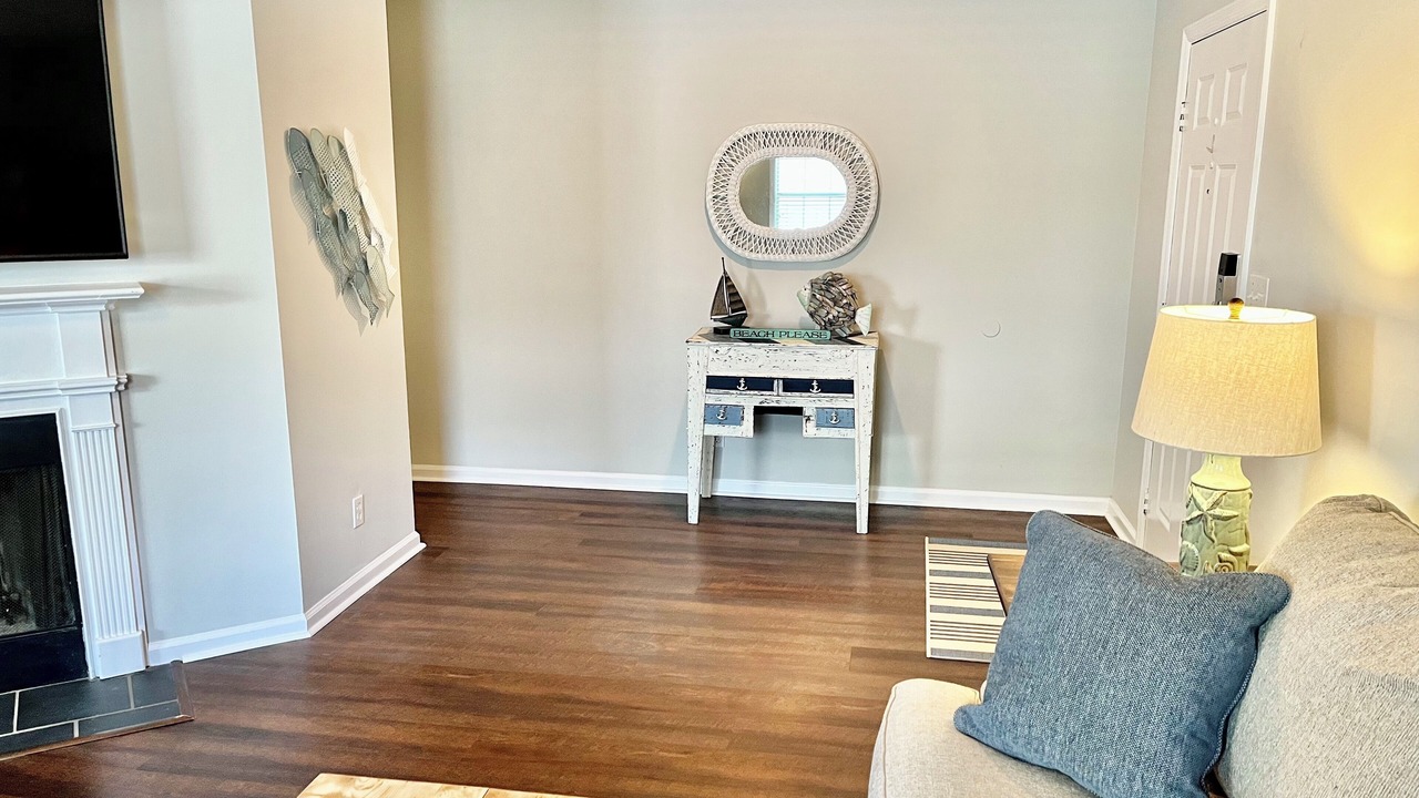 Photo of Livingroom in Saint Simons Heights