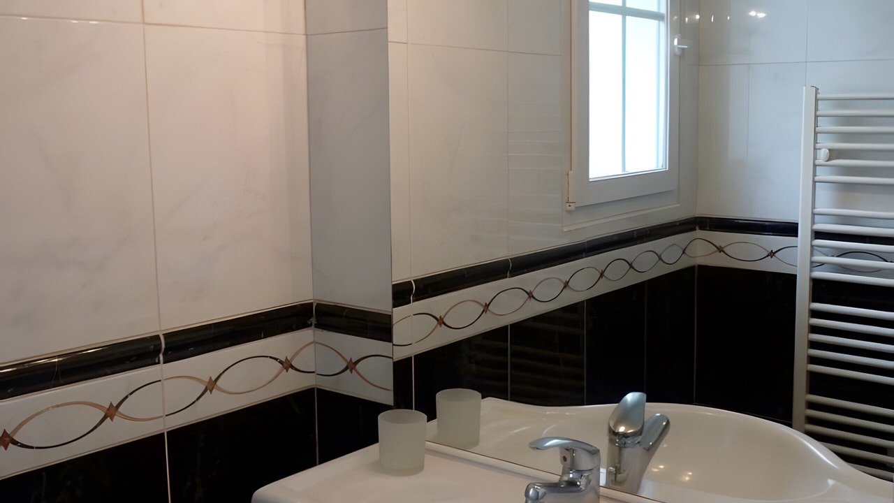 Photo of Bathroom in Saint-Pol-sur-Ternoise