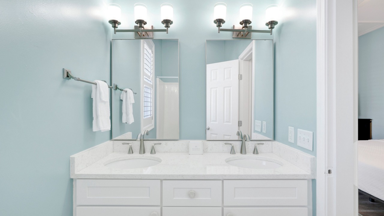 Photo of Bathroom in Southpointe