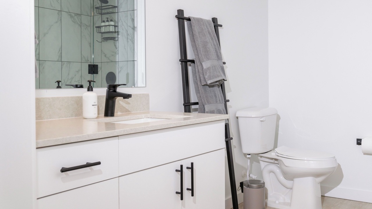 Photo of Bathroom in Optimist Park