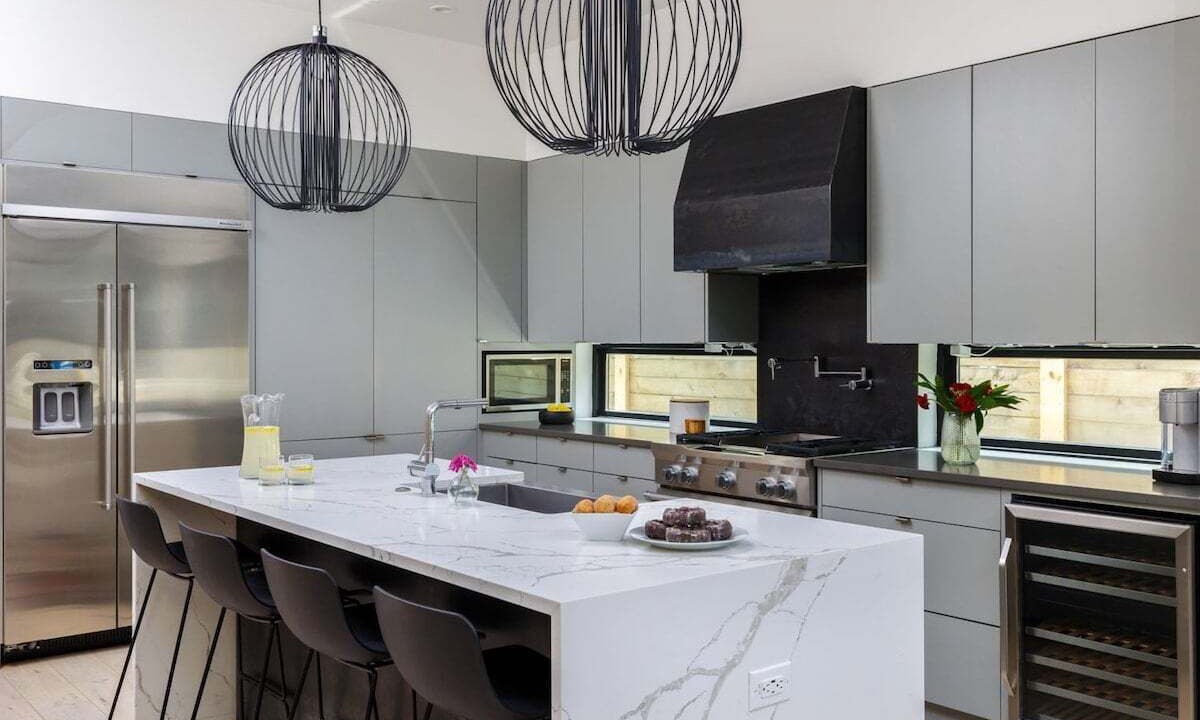 Photo of Kitchen in East Cesar Chavez